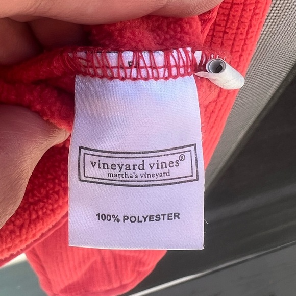 Vineyard Vines Fleece Pullover Adult Size Medium  Blue Red USA - Picture 5 of 8